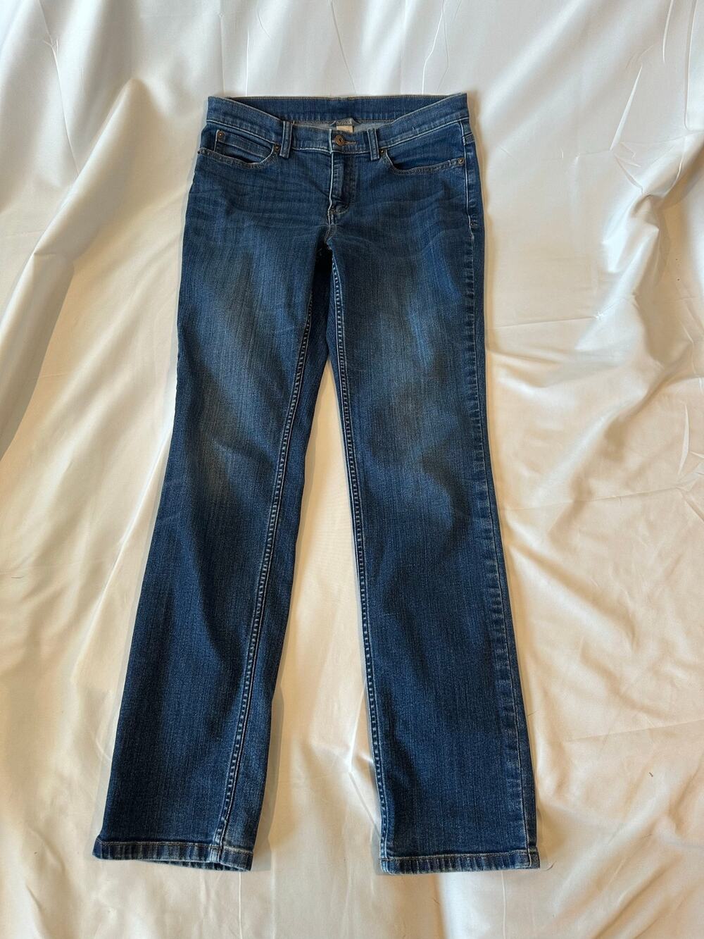 Duluth women’s blue jeans size 10 x 33